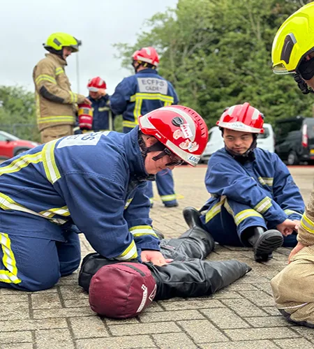 Instructors from Essex Brigade showing how it's done.