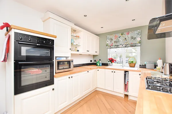 The Spinnaker kitchen
